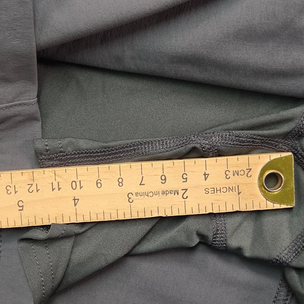 Eddie Bauer Adventurer 2.0 Skort Skirt Womens 10 Gray Stretch Performance Hiking - Picture 14 of 15